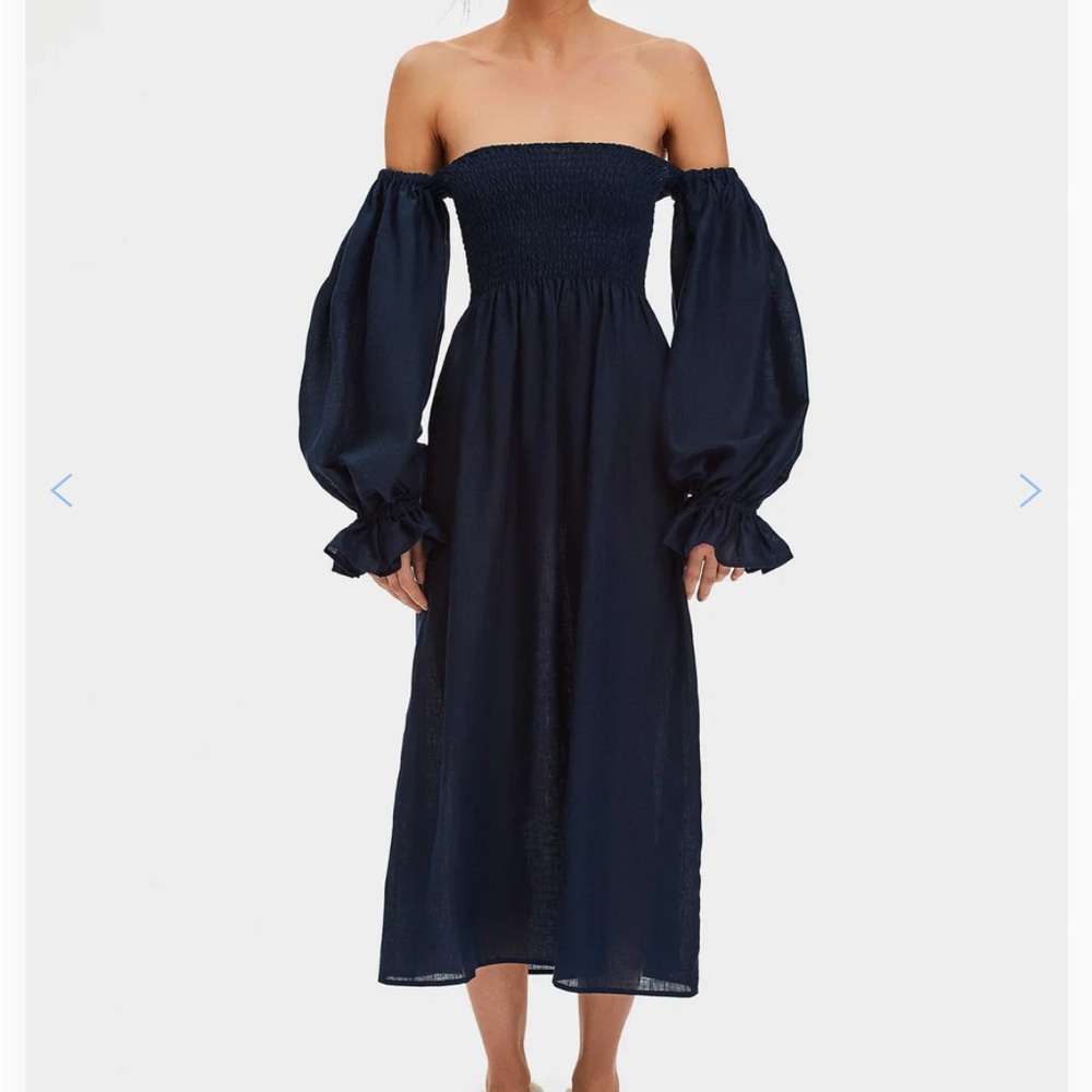 Sleeper Women’s Atlanta Linen Lounge Dress in Navy Blue sz S Smocked Midi